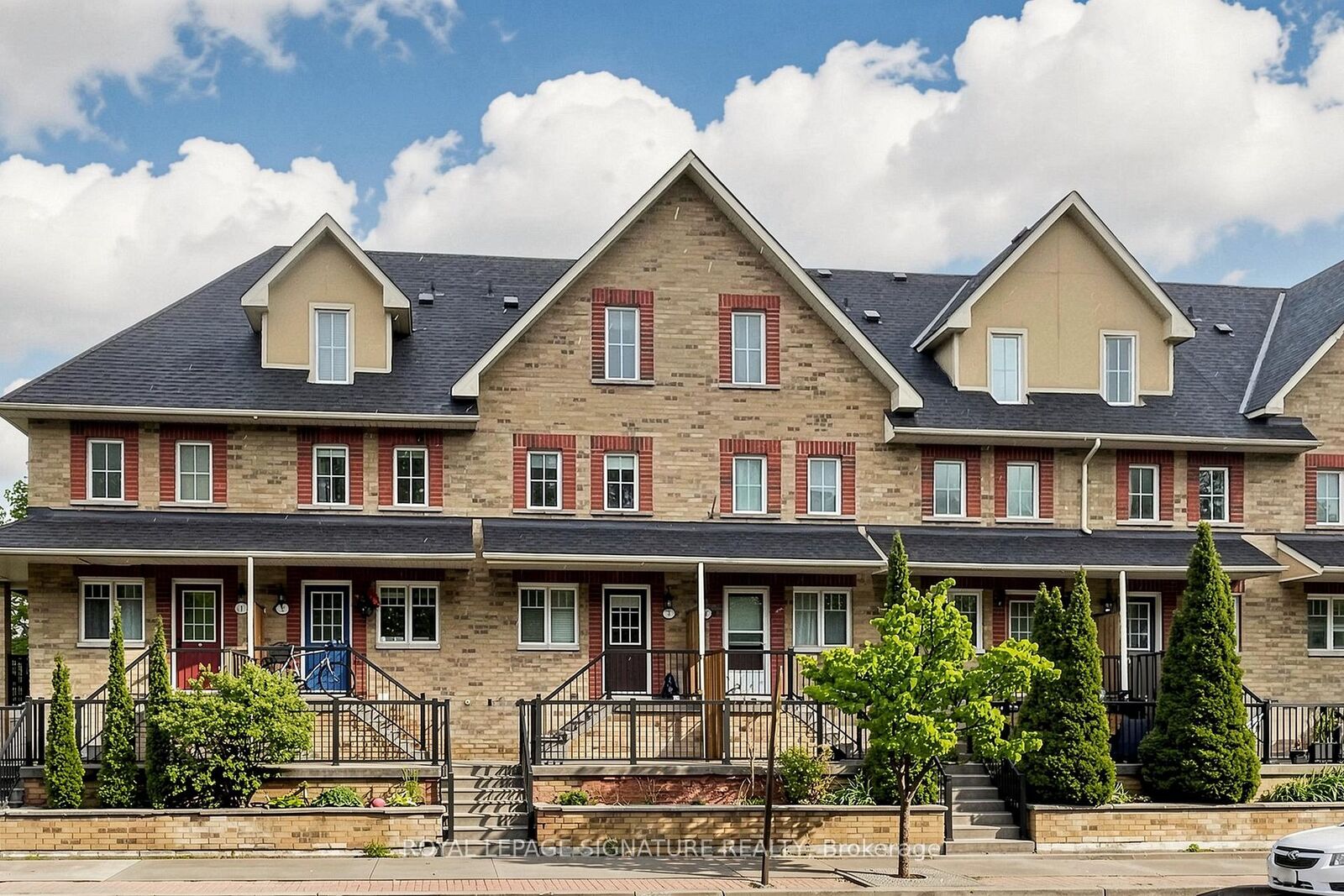 Property Photo: 1775 Valley Farm Road 3 ON L1V 7J9