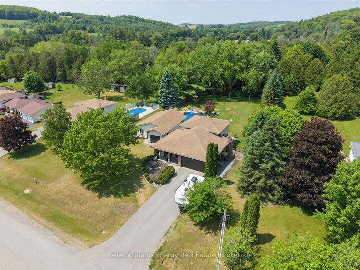 Property Photo: 8280 Albert Court ON K9A 4J7