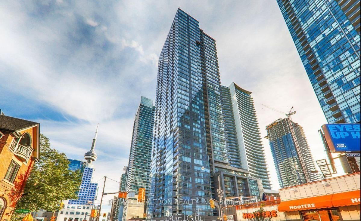 Property Photo: 295 Adelaide Street W 2405 ON M5V 0L4