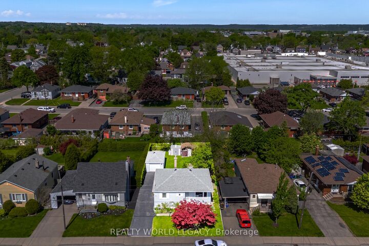 Property Photo: 94 Clarendon Avenue ON L9A 3A3