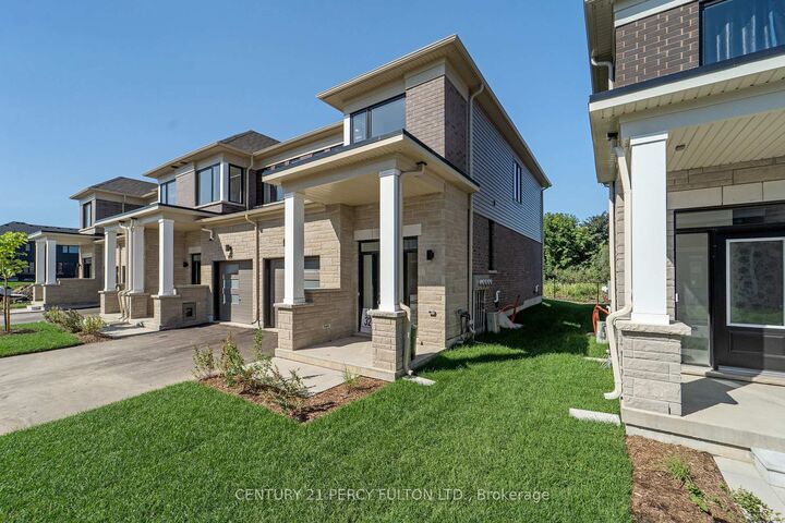 Property Photo: 39 Watts Mews ON K9V 5Z5