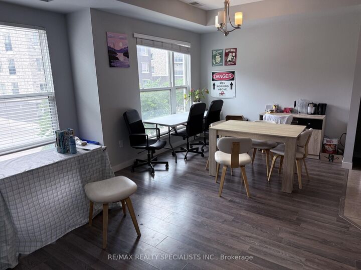 Property Photo:  62 Balsam Street T210  ON N2L 3H2 