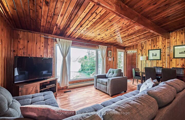 Property Photo:  155 Wychwood Crescent  ON K0M 1N0 