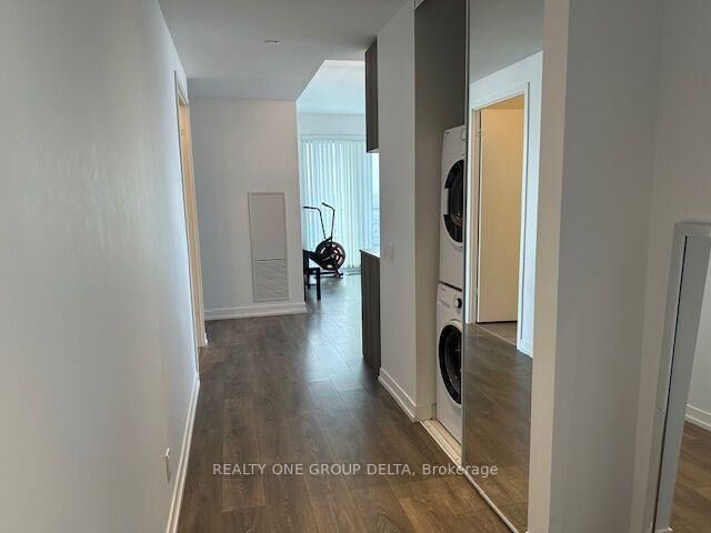 Property Photo: 898 Portage Parkway 4002 ON L4K 3Y8