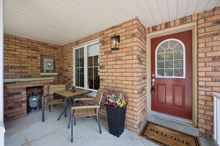 Property Photo: 37 Burwell Street ON L1R 0B7