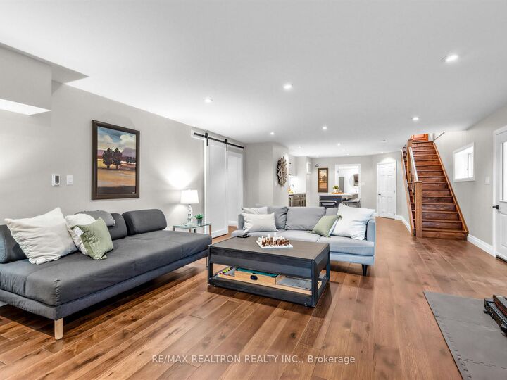 Property Photo: 49 Gray Lane ON L4N 7T1