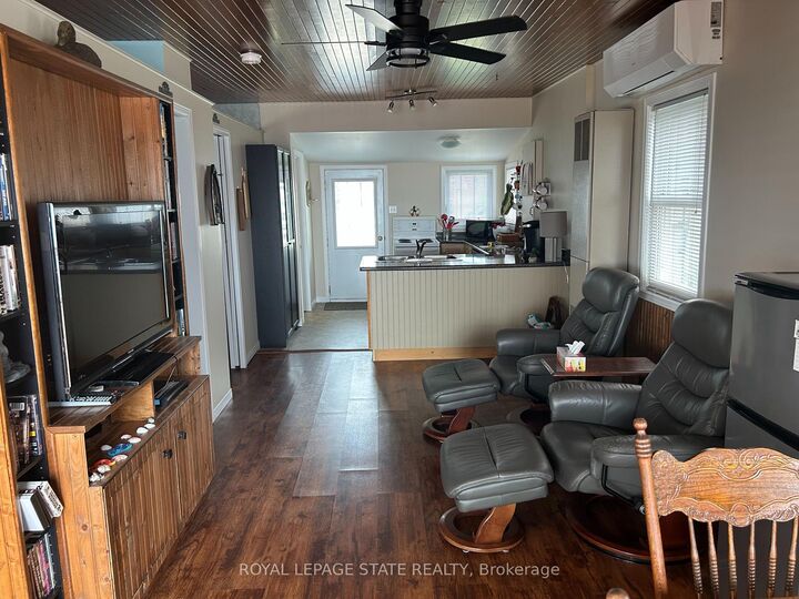 Property Photo: 6 Lakeside Drive ON N0A 1L0