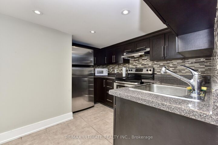 Property Photo: 9 Southview Avenue Basement ON M6H 1T3