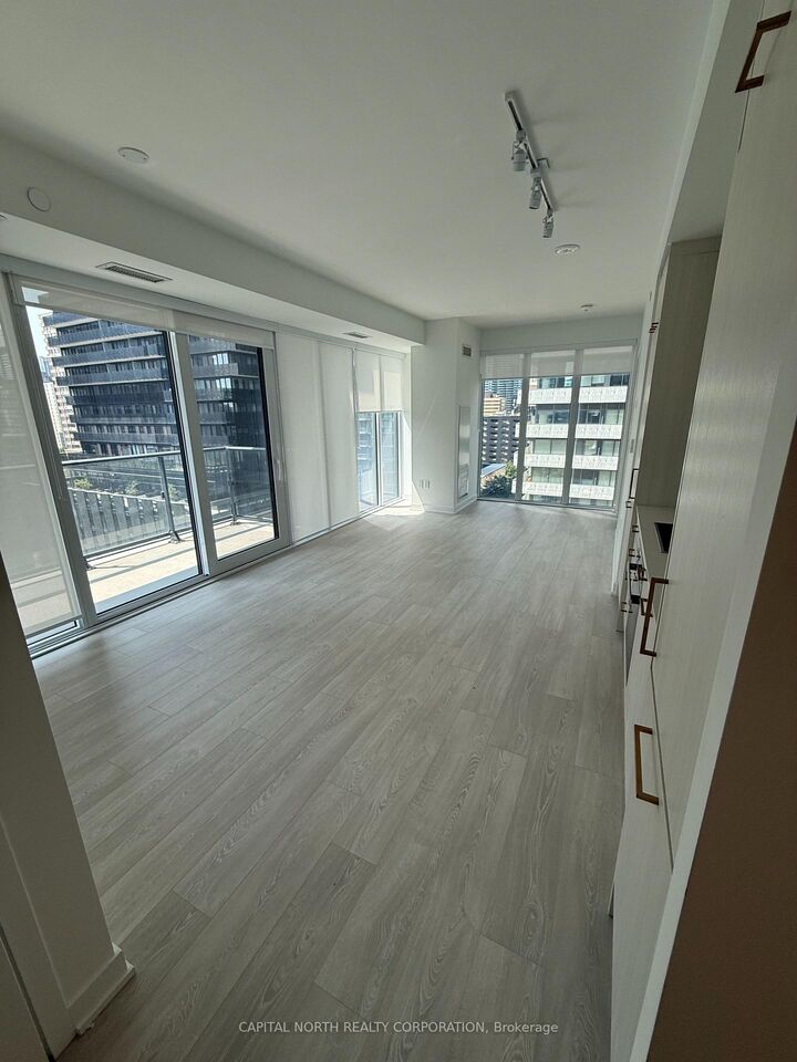 Property Photo:  634 Church Street 1010  ON M4Y 0G9 