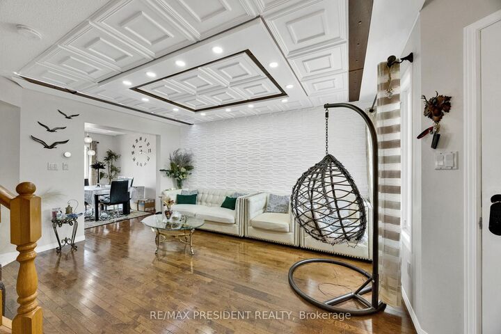 10 Chalkstone Drive 18 — photo 1
