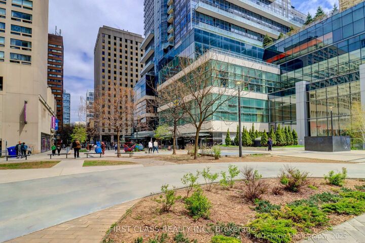 Property Photo: 386 Yonge Street 2513 ON M5B 0A5