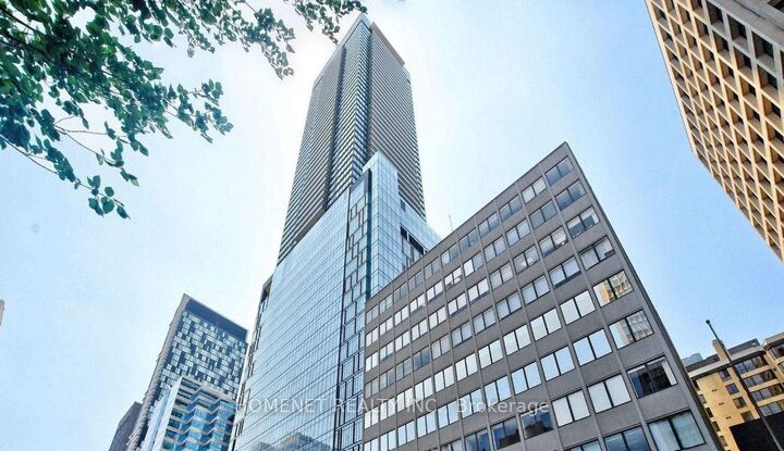 488 University Avenue 5101 — photo 1