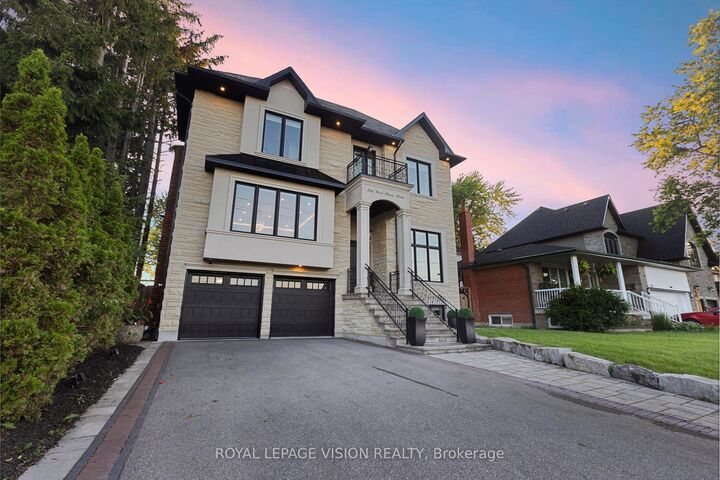 Property Photo: 732 W Shore Boulevard ON L1W 2V1