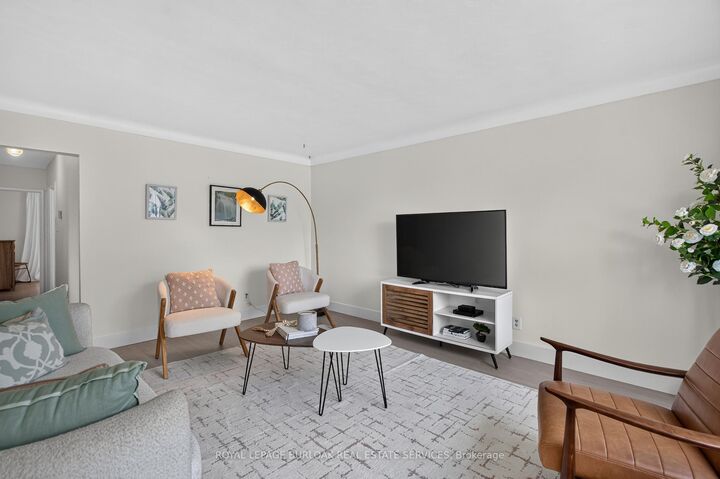 Property Photo: 236 Hammersmith Court ON L7L 4N7
