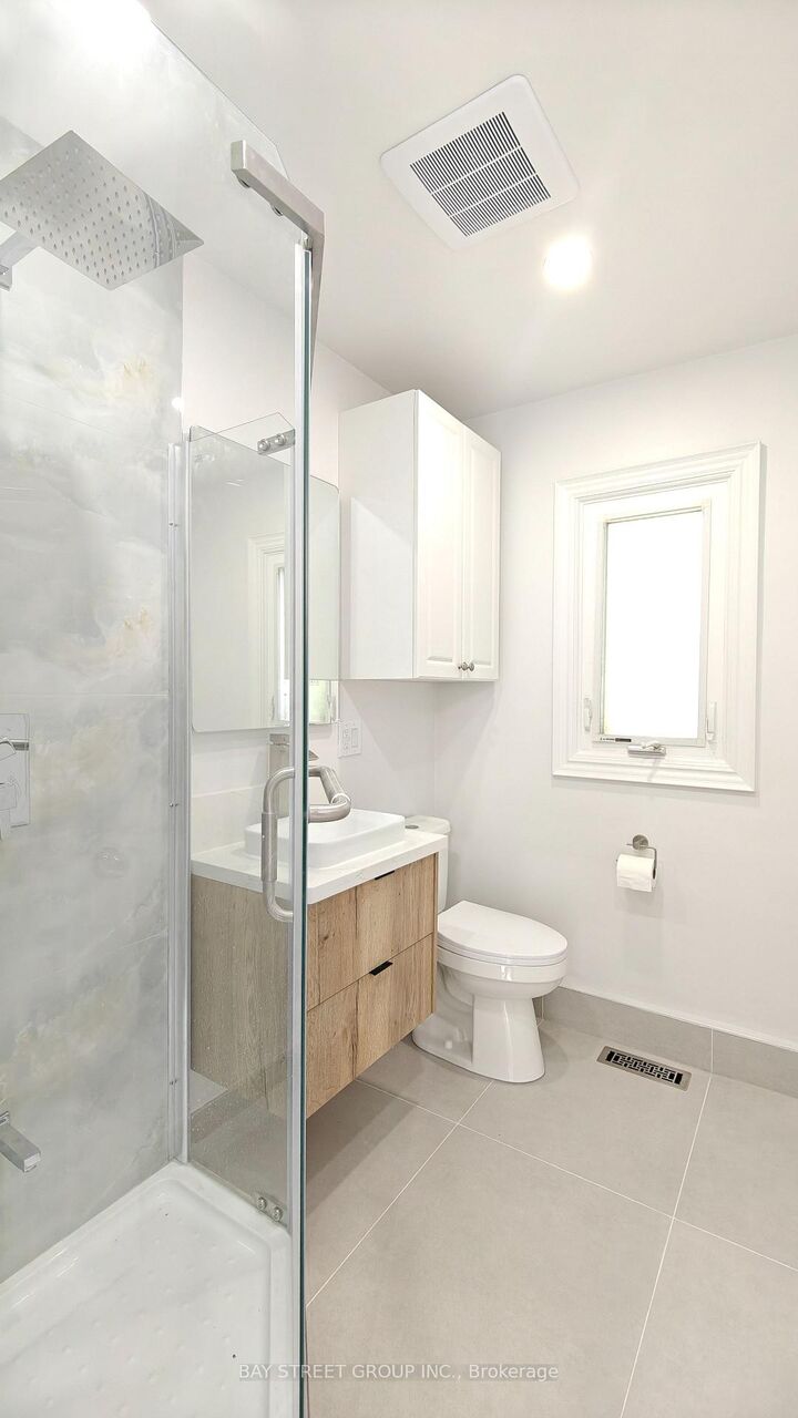 Property Photo: 9 Mosedale Crescent Lower ON M2J 3A3