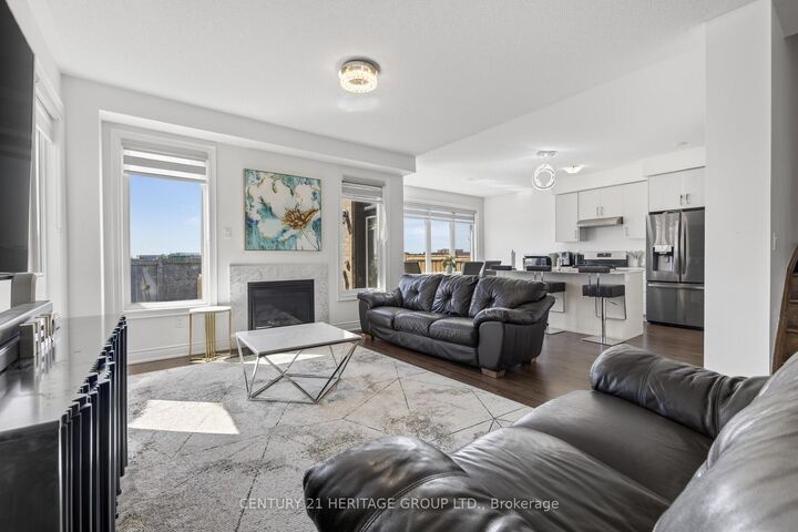Photo de la propriété:  77 Montrose Boulevard  ON L3Z 0E4 