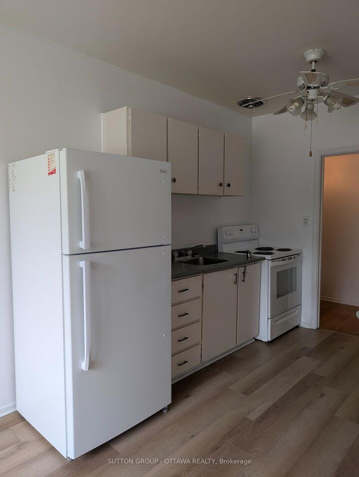 Property Photo: 5 Rogers Road 7 ON K7H 1N9