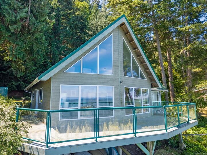 Property Photo: 437 East Point Rd BC V0N 2Y0