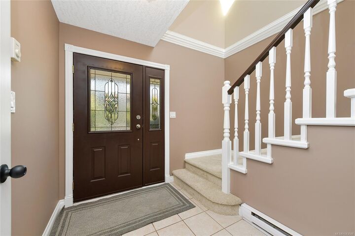 Property Photo: 585 Hansen Ave BC V9B 5V2