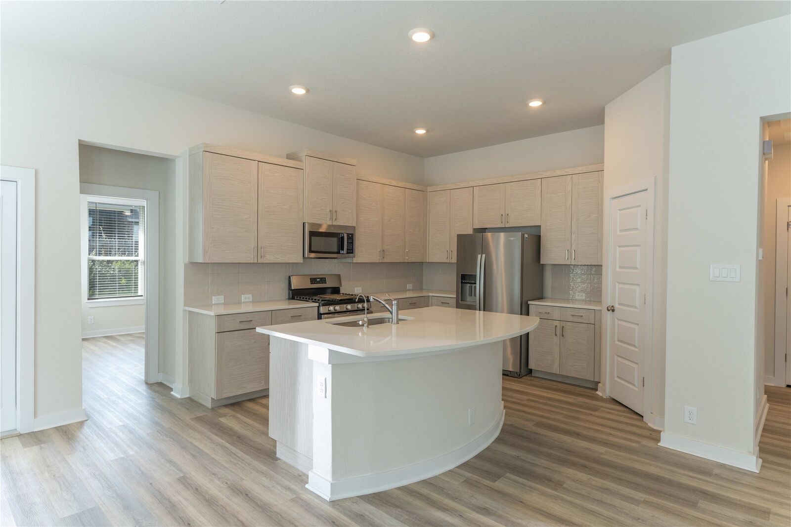Property Photo: 1917 Colonial Avenue TX 78130