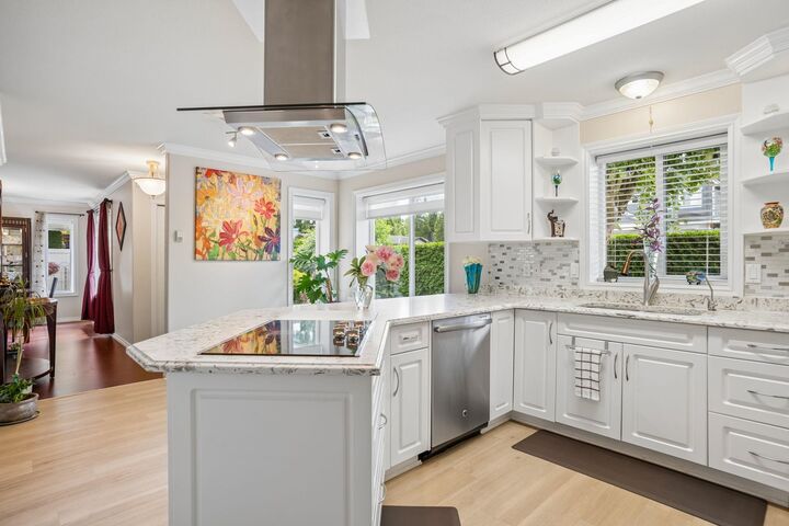 Property Photo: 19573 116B Avenue BC V3Y 1R8