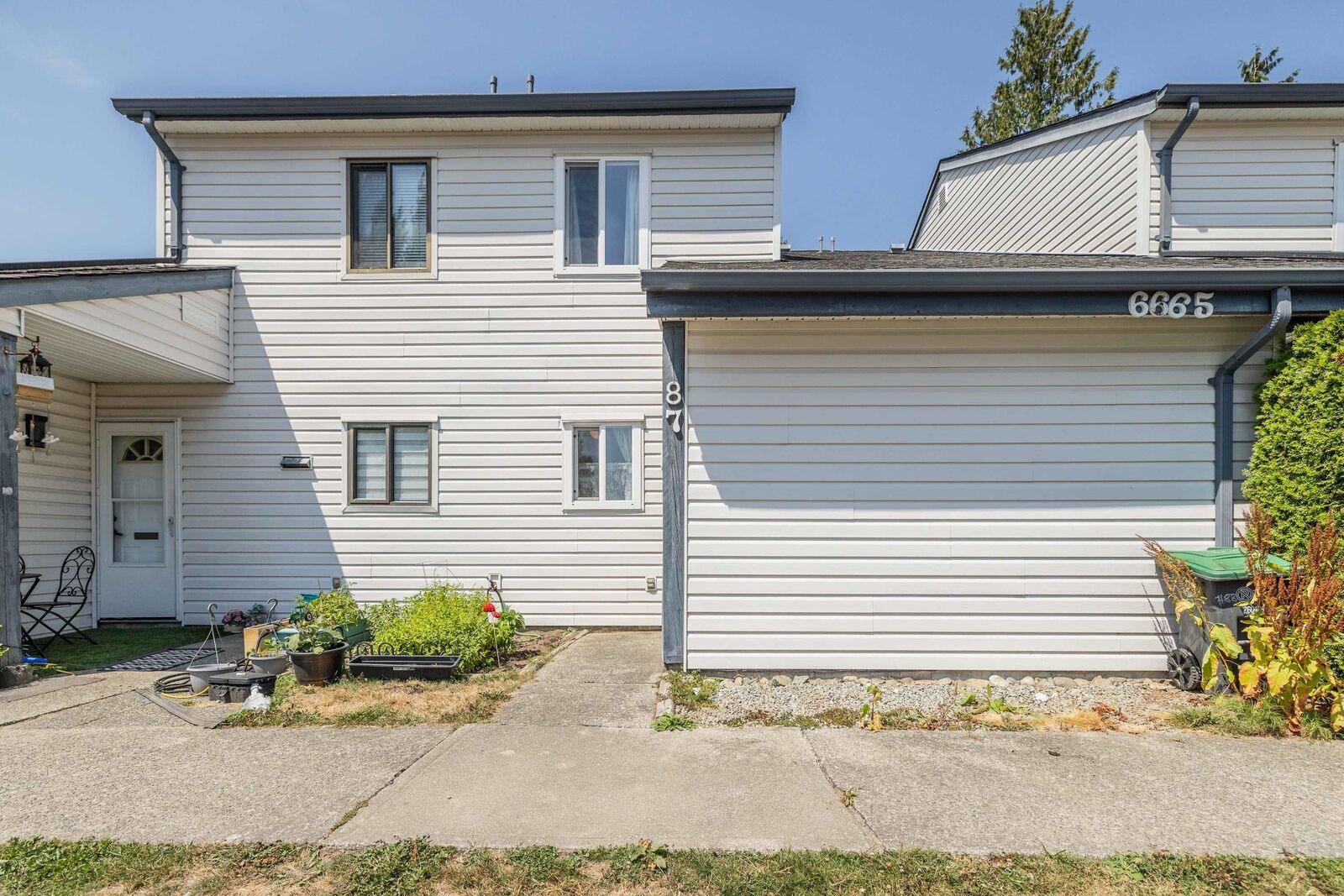Property Photo: 6665 138 Street 87 BC V3W 5G7