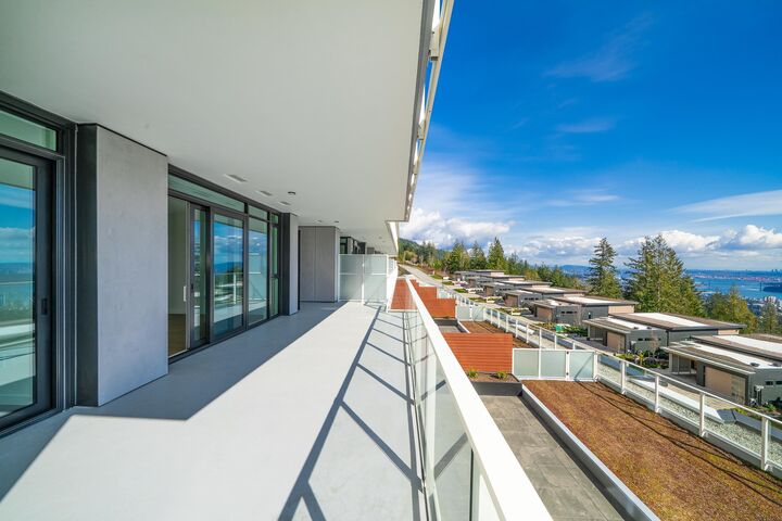 Property Photo: 3963 Uplands Way 506/ BC V7S 0B6
