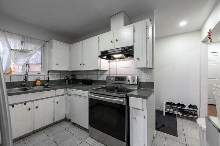Property Photo: 7366 128A Street BC V3W 7G9