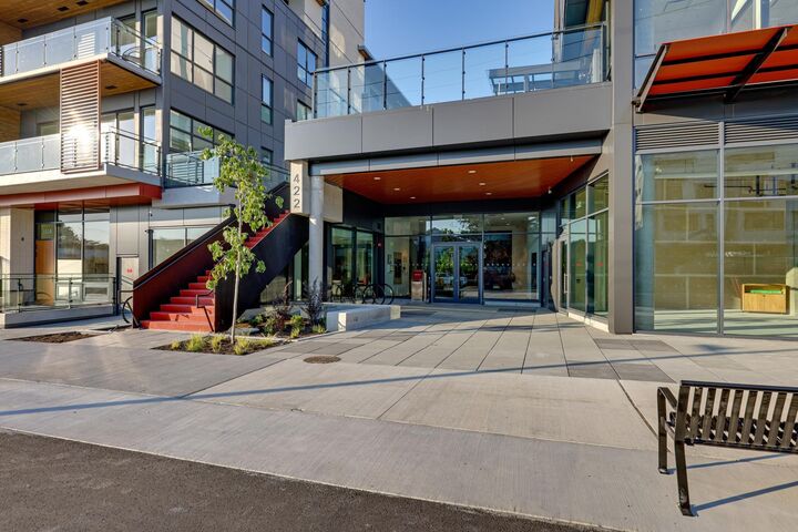 Property Photo: 422 E 3rd Street 663 BC V7L 0K1