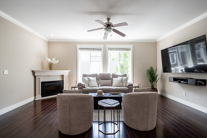 Property Photo: 15399 Guildford Drive 33 BC V3R 7C6