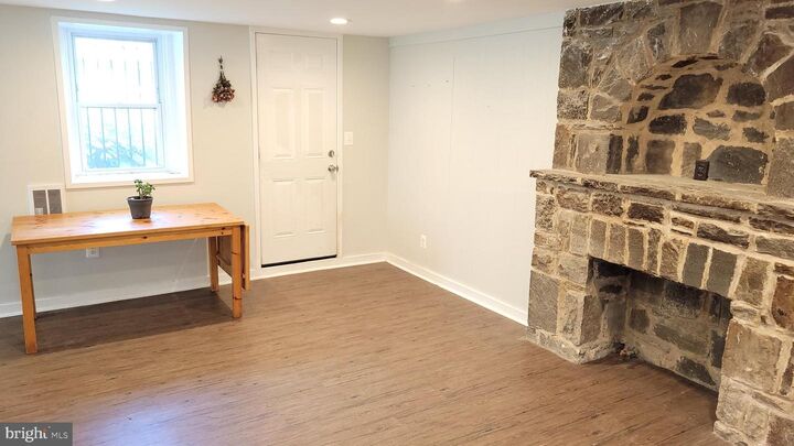 Property Photo:  6209 York Road B  MD 21212 