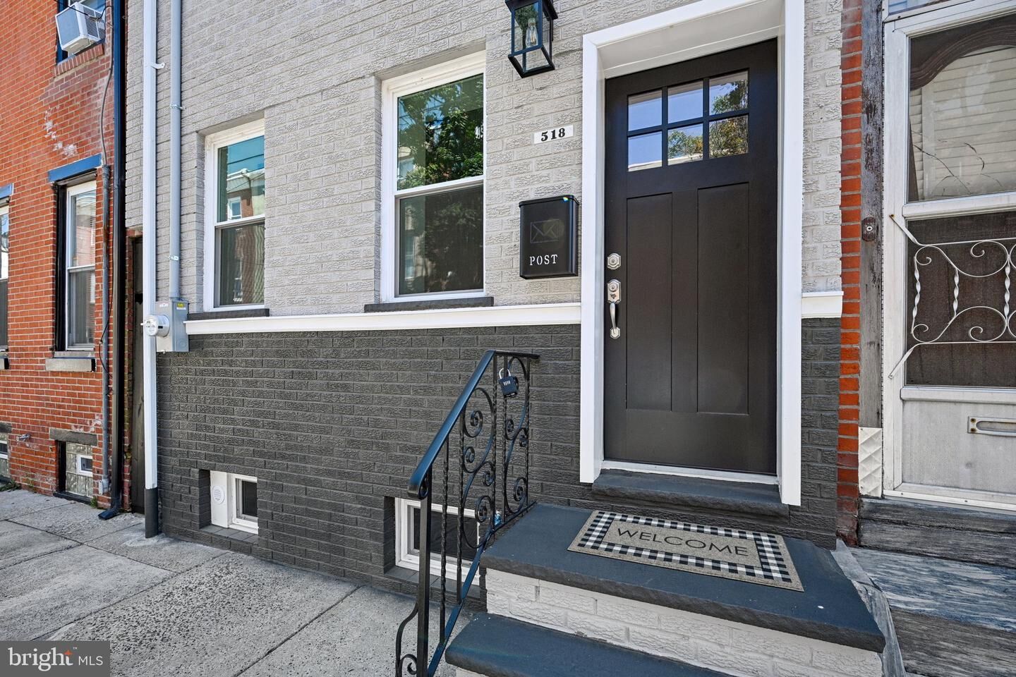 Property Photo:  518 Greenwich Street  PA 19147 