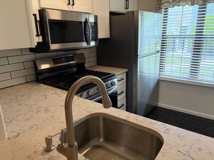 Property Photo:  189 Collin Court 189  NJ 08054 