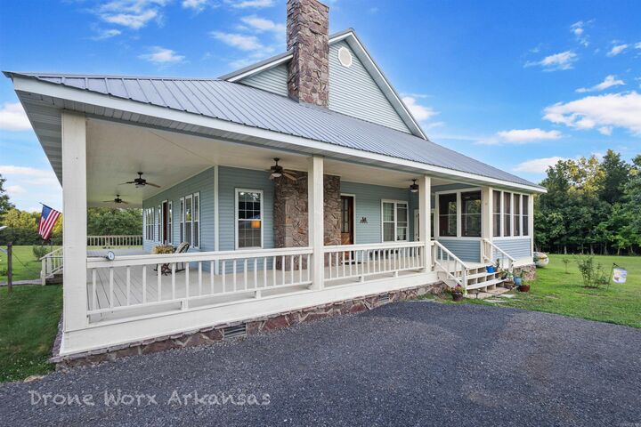 Property Photo: 676 Diamond Drive AR 72650