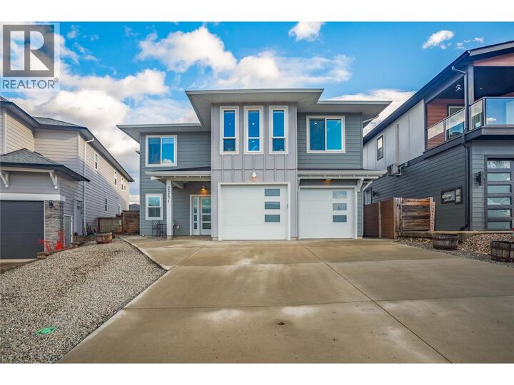 Property Photo:  2251 14 Avenue Southeast  BC V1E 0E7 