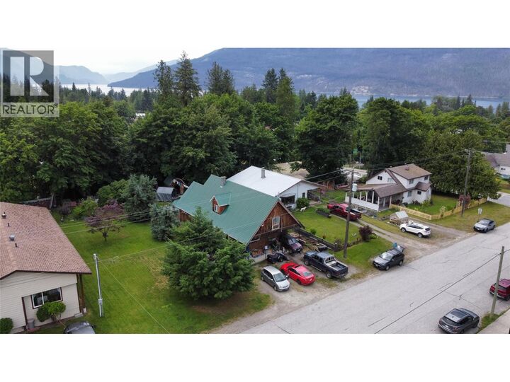 Property Photo:  503 7th Avenue  BC V0G 1S1 