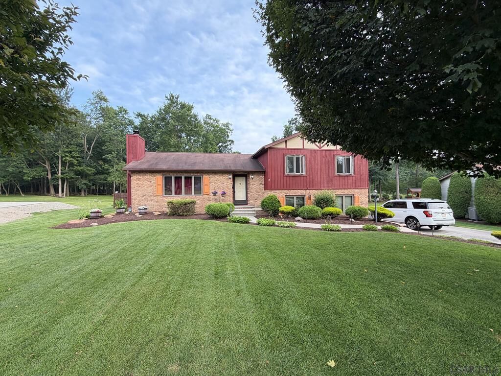Property Photo: 138 Berkey Drive PA 15904
