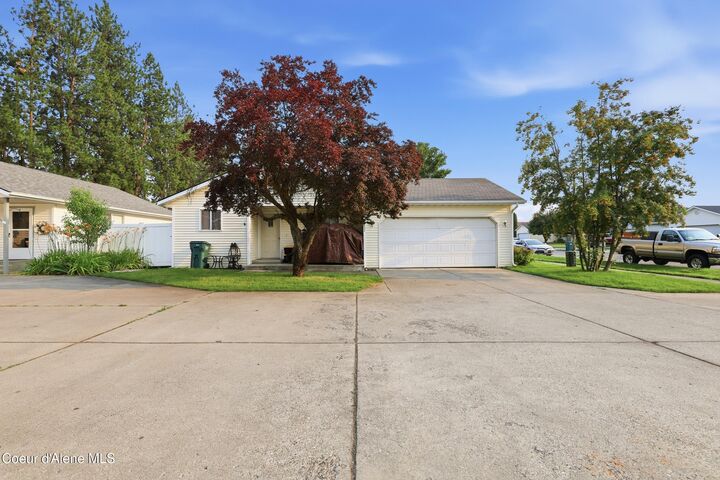 Property Photo: 7652 N Heartland Dr ID 83815