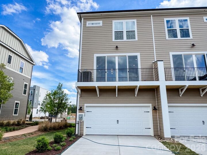 Property Photo: 4113 Westbound Drive NC 28278