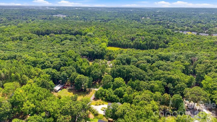 Property Photo:  4515 Lindsay Lane  NC 28105 