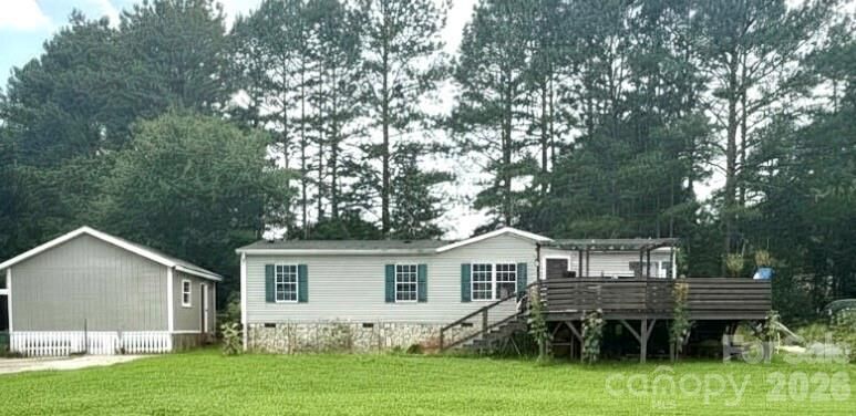 Property Photo:  912 Grace Drive  NC 28164 