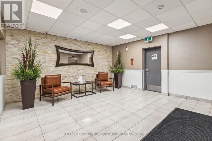 Property Photo:  21 King Street 1108  ON N6A 5H3 