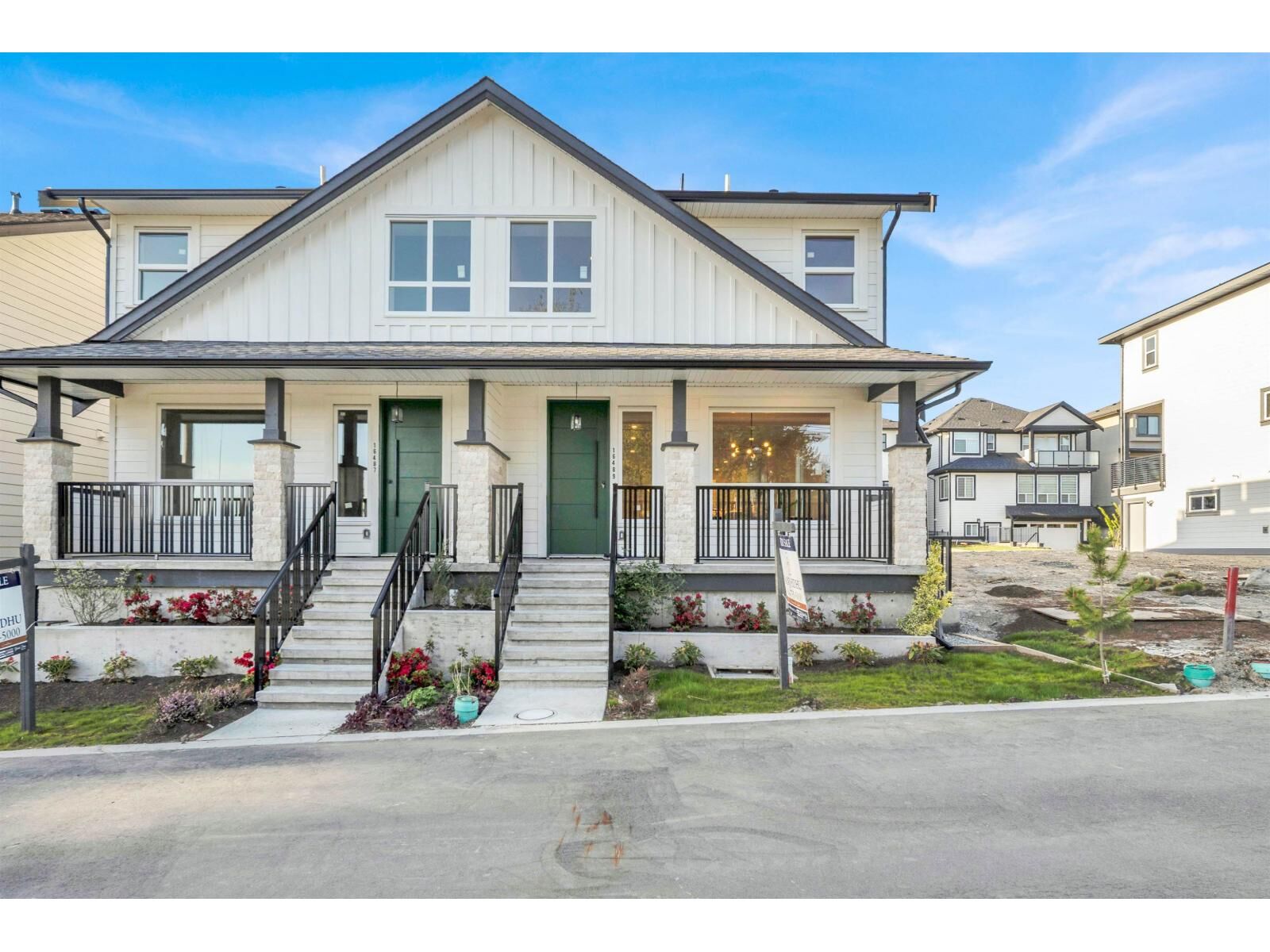 Property Photo:  16487 20 Avenue  BC V3Z 9M9 