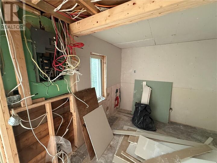 Property Photo:  474 Bessie Avenue  ON P3C 4H8 