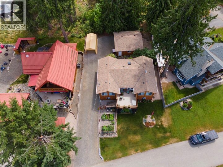 Property Photo: 13532 Mountain Shores Road BC V0B 1A4