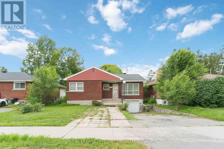 Property Photo: 1274 Woodroffe Avenue ON K2C 2T6