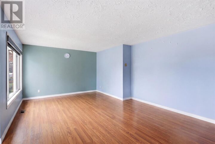 Property Photo:  59 Chippewa St  ON P6C 3A2 