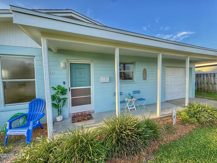 Property Photo: 20 Ocean Crest Drive FL 32176