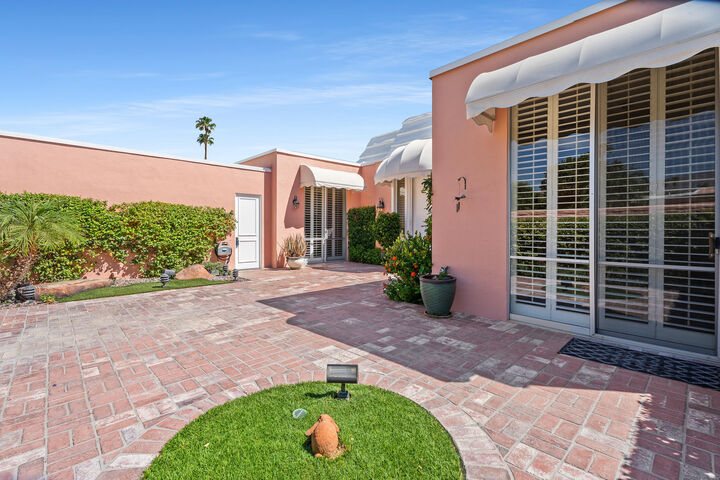 Property Photo: 47200 El Agadir Circle CA 92260
