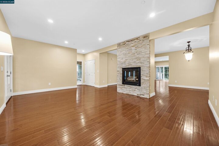 Property Photo:  161 Valle Vista Dr  CA 94526 